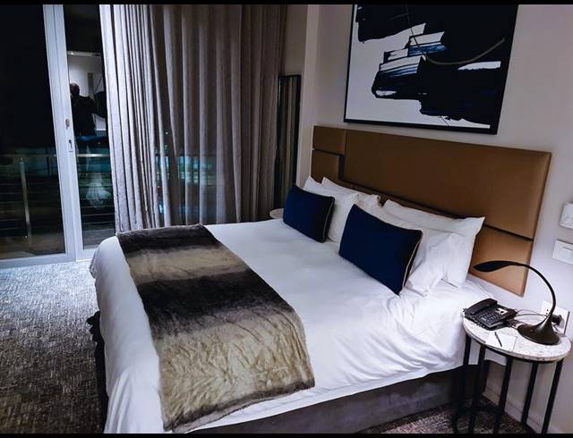 2 BEDROOM PROPERTY TO RENT IN SANDTON CENTRAL